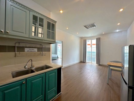 Căn hộ 1pn ban công full nội thất máy giặt riêng phòng rộng 40m2 gần cv Hoàng Van Thụ, Tân Bình