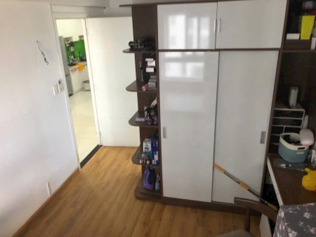 Chung cư 590, CMT8, P11, Quận 3: 97m2, 3p ngủ, 2wc, NTCB, 15.5tr
