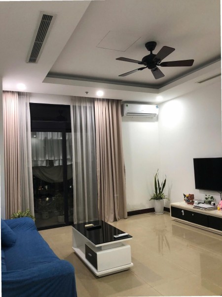Cho thuê căn hộ 2PN – Tòa R5 Royal City