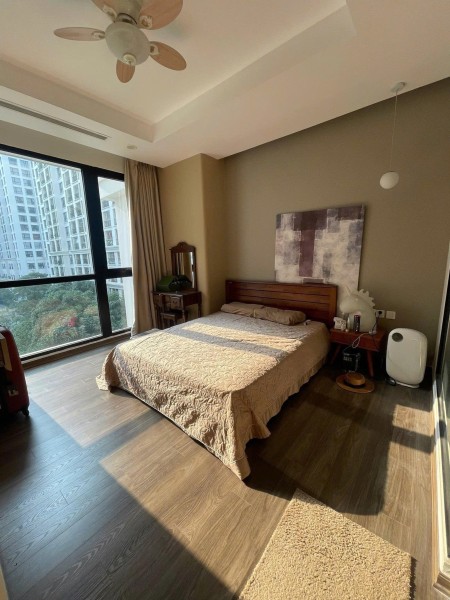 Cho thuê căn hộ 2PN tòa R2 Royal City, Full nội thất, 2x triệu, nhận nhà ngay