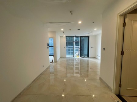 Cho thuê căn hộ 2PN Vinhomes Golden River – Ba Son, Quận 1