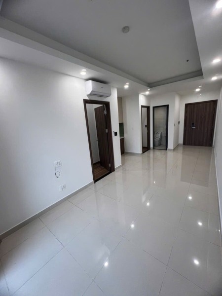 Cho thuê căn 2PN 2WC tầng đẹp view sông thoáng mát tại Q7 Saigon Riverside