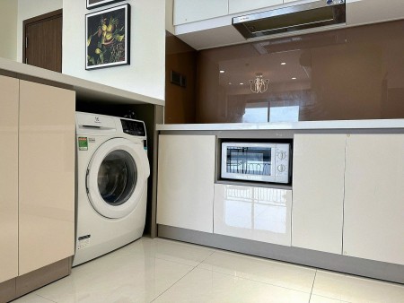 Ảnh 4 - Cho thuê căn hộ 2PN Saigon Royal – District 4, view Bitexco & pháo hoa