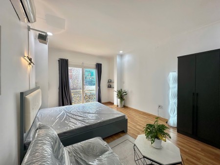 Cho Thuê Phòng Full Nội Thất, Cửa Số Lớn, Tách Bếp Ngay Tại Phùng Văn Cung Gân Q3,Q1, CV Phú Nhuận.