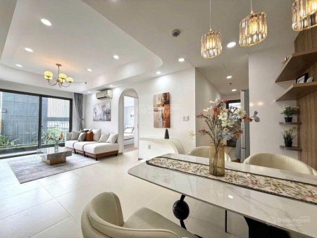 Cho thuê căn hộ 3PN, 2WC, 115m2 tại Remax Plaza, 13 triệu