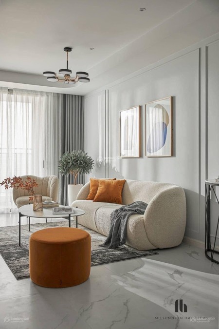 Cho thuê căn hộ 2PN, 2VS, 94m2 tại Remax Plaza, giá 12 triệu
