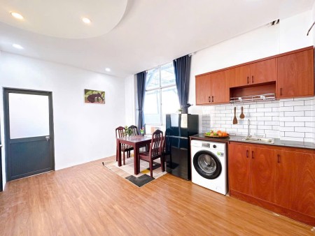 Cho Thuê Căn Hộ 3PN Quận 10 Gần ĐH Kinh Tế Có Máy Giặt Riêng