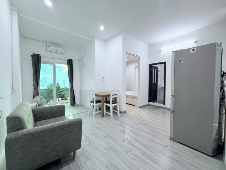 Cho thuê căn hộ 2PN Balcony rộng 70m2 - SVD Hoa Lư - cầu Ba Son - Đài truyền hình - cầu Thị Nghè