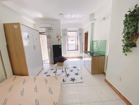 Cho thuê căn hộ Studio Ban công thoáng Q4 gần chợ 200, ĐH Luật, ĐH Nguyễn Tất Thành