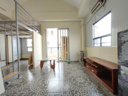 Căn hộ duplex ban công gác cao full nội thất rộng 40m2 Tân Hải gần sân bay, GaT3 Etown Tân Bình