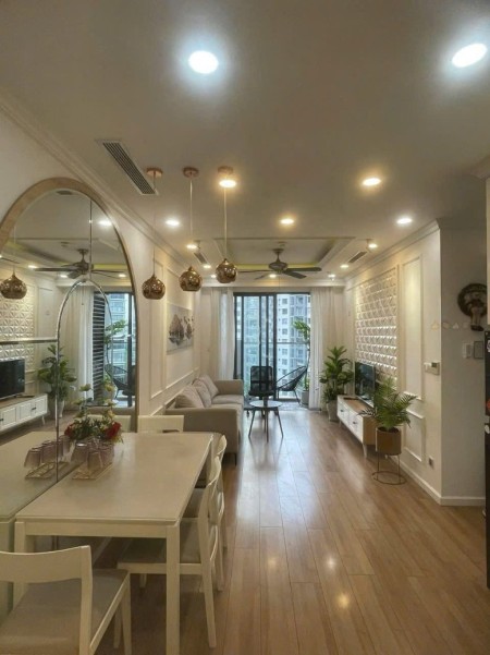 [Siêu phẩm EMERALD] - 2PN-2WC 71m2 - Giá thuê chỉ 13.5TR FULL NT