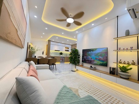 Deal Tốt Sky Garden PMH – 3PN 91m² Chỉ 14tr | Miễn Phí Gửi Xe + Internet