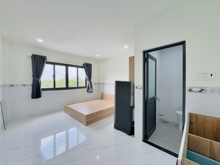 Thuê ngay Căn hộ dịch vụ 35m2 ngay Nguyễn Xí xác bên Phạm Văn Đồng thuận tiện qua Gò Vấp,sân bay