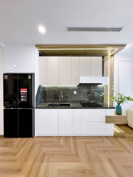 Gia đình cho thuê căn 3PN tòa P9, full nội thất đẹp như mới, Times City