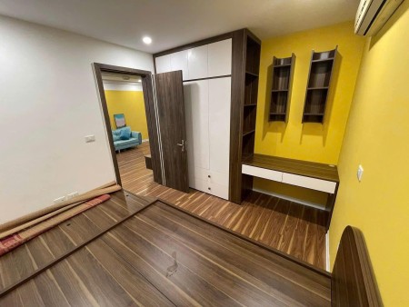 Cho thuê căn hộ chung cư Eco Lake View 32 Đại Từ, Đại Kim 75m2 2pn full đồ 11tr