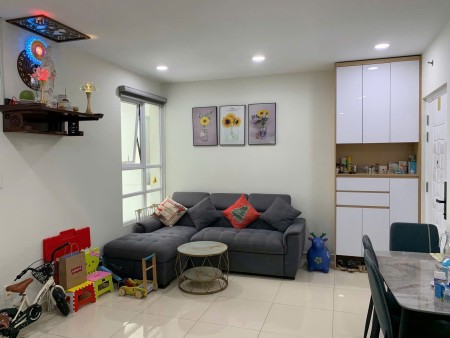 C/c Đặng Văn Ngữ, Phú Nhuận, Căn góc, 100m2, 3PN, 2WC, Giá 15tr/tháng. Nhà sạch