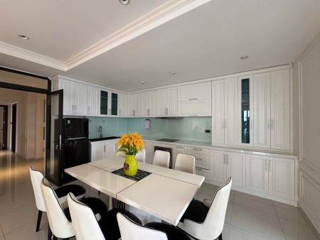 Căn VIP, 3PN 178m2 ôm trọn view pháo hoa - SAIGON ROYAL Q4