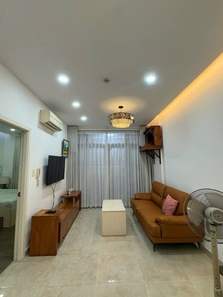 Chính chủ cho thuê căn hộ Luxcity Q7, lầu cao, 2pn, 2 toilet, dien tich 72m2, giá 13tr (có TL)
