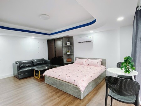 Cho thuê studio ban công lớn ngay Phú Nhuận