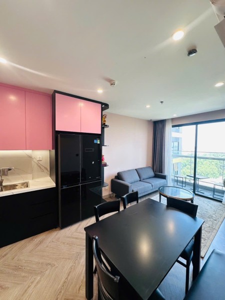 Cho thuê căn hộ 2PN2WC full nội thất 10tr | BS Vinhomes Q9