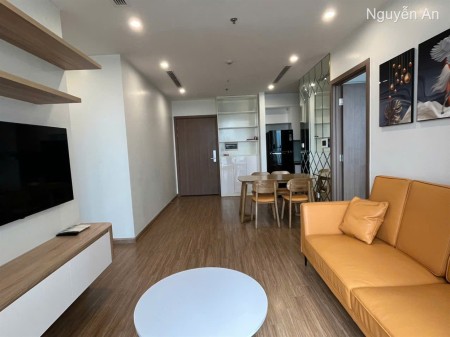Cần cho thuê gấp căn hộ Vinhomes Skylake, tòa S2, vị trí tầng trung, dt 70m², 2 ngủ 2 VS