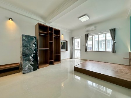 Căn Hộ 45m² Ban Công, Máy Giặt Riêng Full Nội Thất – Trung Tâm Quận 1 Giáp Quận 3 Quận 5