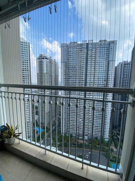 Chính chủ cho thuê căn 1PN - Vinhomes central park Giá :17.5 triệu nhà full nội thất LH:0917911948