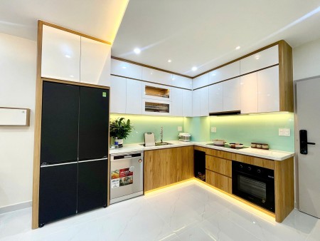 Cho thuê căn hộ Sky Garden 3 PMH Q7. 2PN, giá 12tr/tháng.
