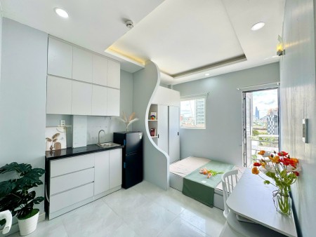 Cho thuê căn hộ studio ban công thang máy full nt Nguyễn Văn Cừ gần Võ Văn Kiệt Trần Hưng Đạo quận 1