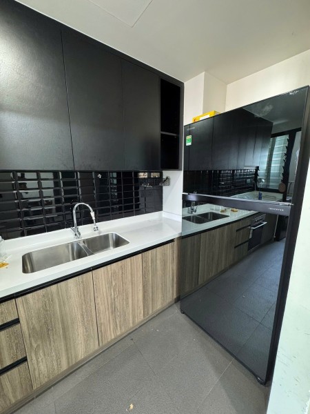 Chính chủ cần cho thuê 2PN2WC, 82m², Full nội thất, Lầu 4 DELASOL