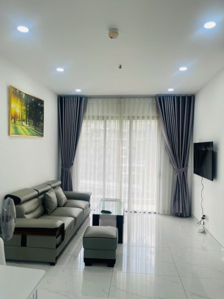 Cho thuê căn hộ Diamond Alnata 2PN – 2WC – 2 ban công thoáng, full đồ, 18tr/tháng, hình đúng 100%