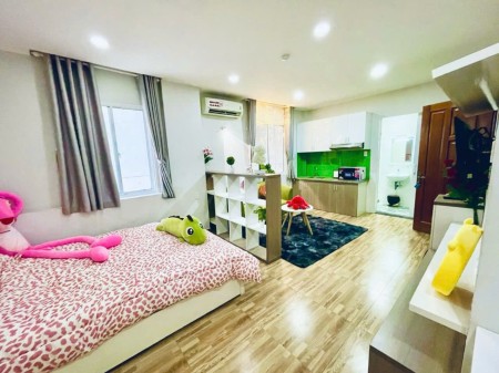 CĂN HỘ BAN CÔNG CỬA SỔ FULL NỘI THẤT SIÊU RỘNG NGAY TRUNG TÂM Q4 THUẬN TIÊN QUA Q1 VÀ Q7 ĐƯỜNG OTO