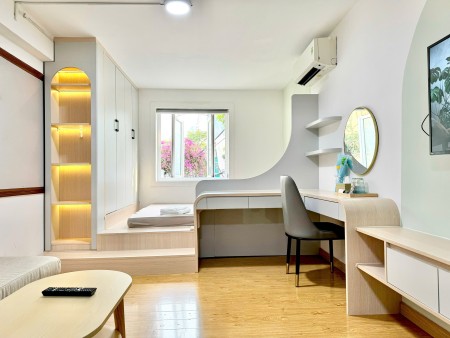 Cho thuê căn hộ studio có máy giặt riêng gần Ngã Tư Hàng Xanh- Điện Biên Phủ, Quận Bình Thạnh