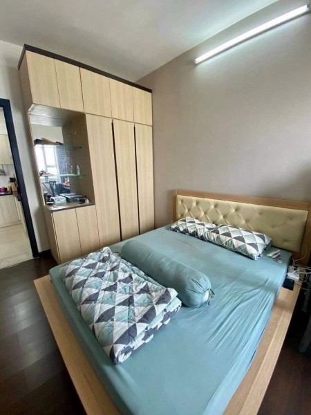 C/c Phúc Yên, Phan Huy Ích, Căn góc, 10tr/th, 90m2, 2PN, 2WC. Bancong rộng