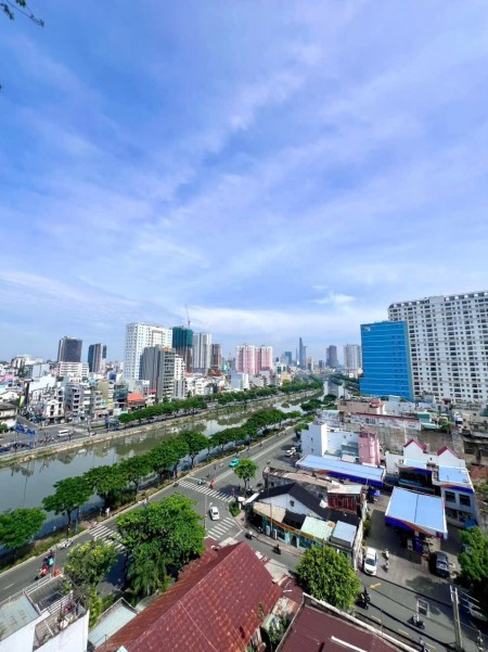 Đi đến slide 8