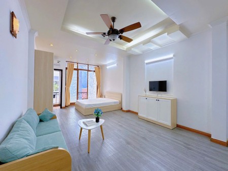 Căn Hộ 45m² Ban Công, Máy Giặt Riêng Full Nội Thất – Trung Tâm Quận 1 – Gần Ngã Sáu Phù Đổng