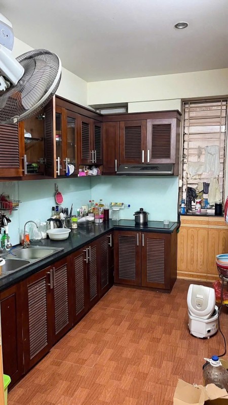 C/c Hoa Sen ngay Đầm sen, 110m2, Bancong, 3p ngủ giá 14tr/th