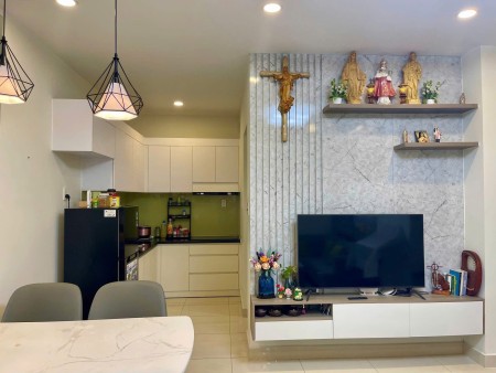Chung cư 312 Lạc Long Quân căn 93m2, 3p ngủ, Nội thất, 14tr/tháng