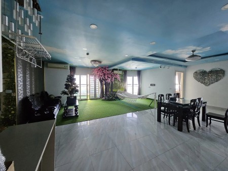 Cho thuê căn hộ penhouse 200m 4pn4wc full nội thất 21tr. dọn ở ngay.