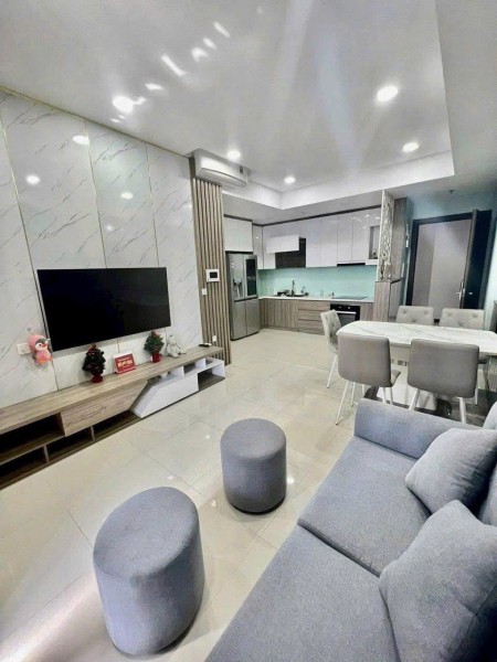 Chung cư Ruby - Nguyễn Sỹ Sách rộng 140m2, 3p ngủ, full NT, 14tr/tháng