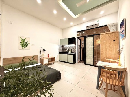 Cho Thuê Studio 35m2 Đầy Đủ Nội Thất Ban Công Giếng Trời Gần Chợ Bến Thành, Bùi Viên, Cầu Ông Lãnh