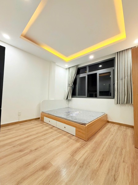 Căn Hộ Studio 30m2 Cửa Sổ Trời Máy Giặt Riêng Gần Nhà Thờ Tân Định, Công Viên Lê Văn Tám, Cầu Bông