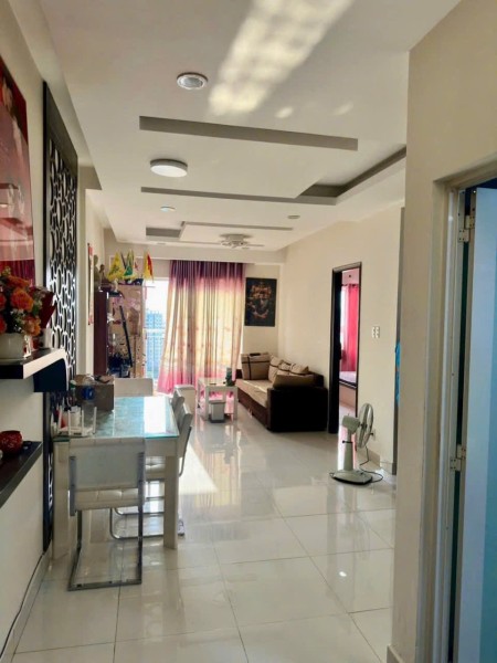Chung cư Tô Hiến Thành, Quận 10: 95m2, 3p ngủ, có máy lạnh, 14triệu