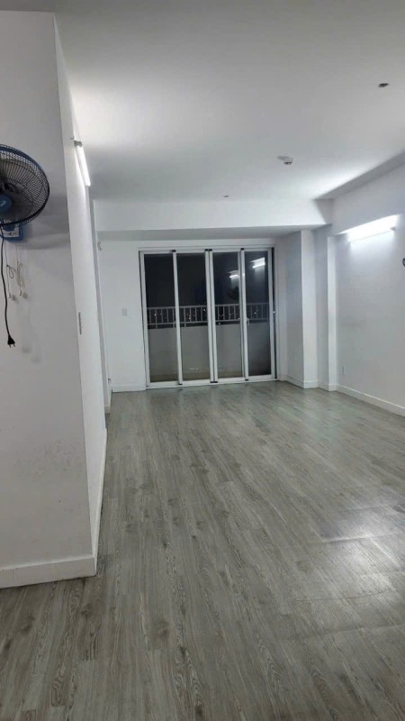 Chung cư Screc, Trường Sa, Q3: 95m2, 3p ngủ, 2wc, 14tr/th