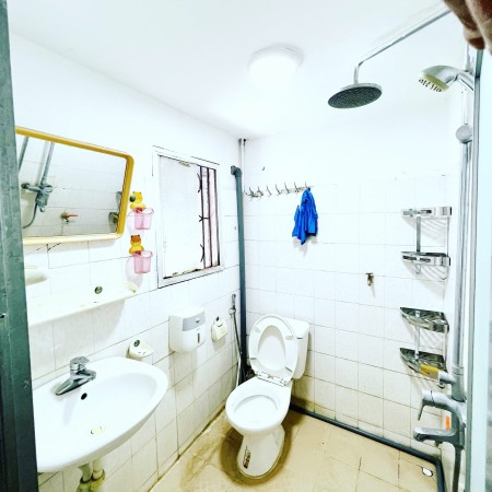 Cho thuê căn hộ tập thể đầy đủ nội thất