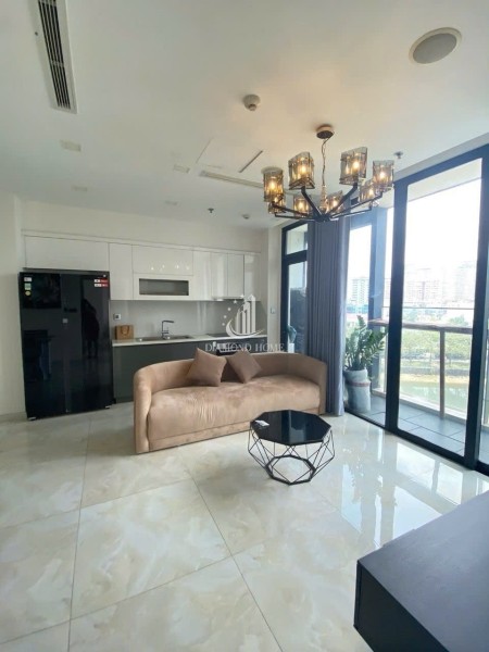 Cho thuê gấp căn hộ 2pn - 2wc, 72m2 Vinhomes Golden River giá 25 triệu/tháng