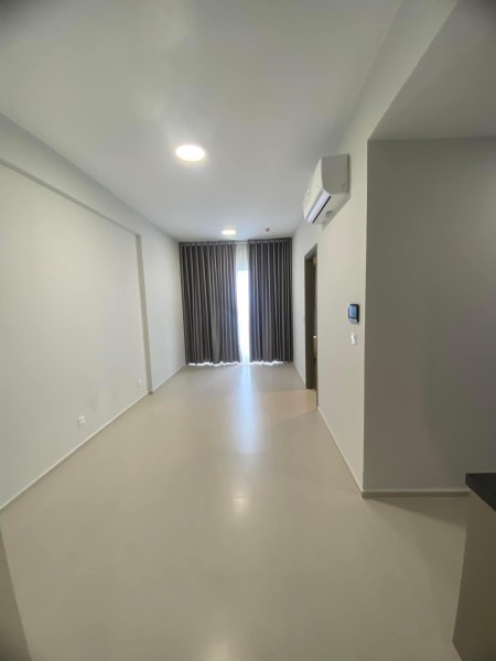 CHO THUÊ CĂN 6.8Triệu - Nội Thất Có 3 Máy Lạnh và Máy nước nóng và Rèm Giàn Phơi Đồ - Ưu Tiên Ở Ngay