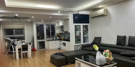 Nhà trống cần cho thuê căn hộ C37 Bắc Hà 95m2 2 ngủ full nội thất