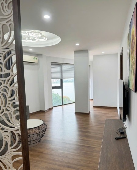 Ảnh 4 - VIEW TRỰC DIỆN HỒ TÂY TỪ PHÒNG NGỦ – CHO THUÊ CĂN HỘ 2PN…