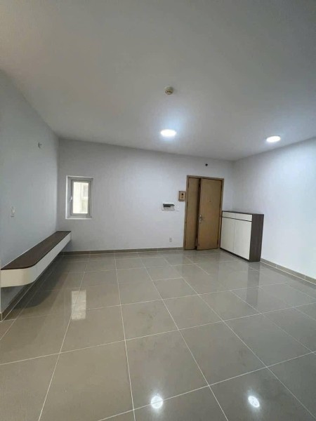 Topaz Home - Phan Văn Hớn: Căn 2p ngủ - 2wc rộng 85m2, giá 8tr/th